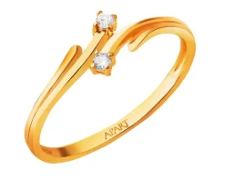 Złoty pierścionek z cyrkoniami