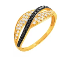 Złoty pierścionek z cyrkoniami