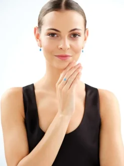 Złoty pierścionek z opalitem